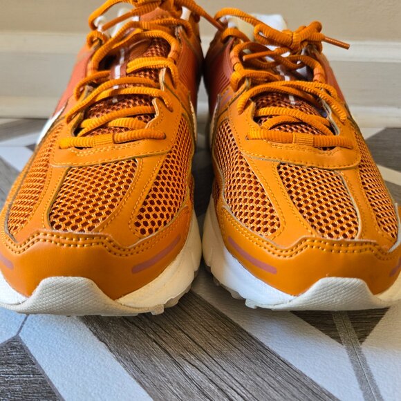 Nike Air Zoom Vomero 5 Monarch Mens Size 11 Flax Sail Dark Russet HJ9123 815 - Picture 2 of 7